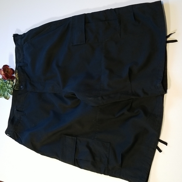 Cybertek Jeans Vintage Black Cargo Shorts With Drawstrings Size 2XL - Picture 3 of 17